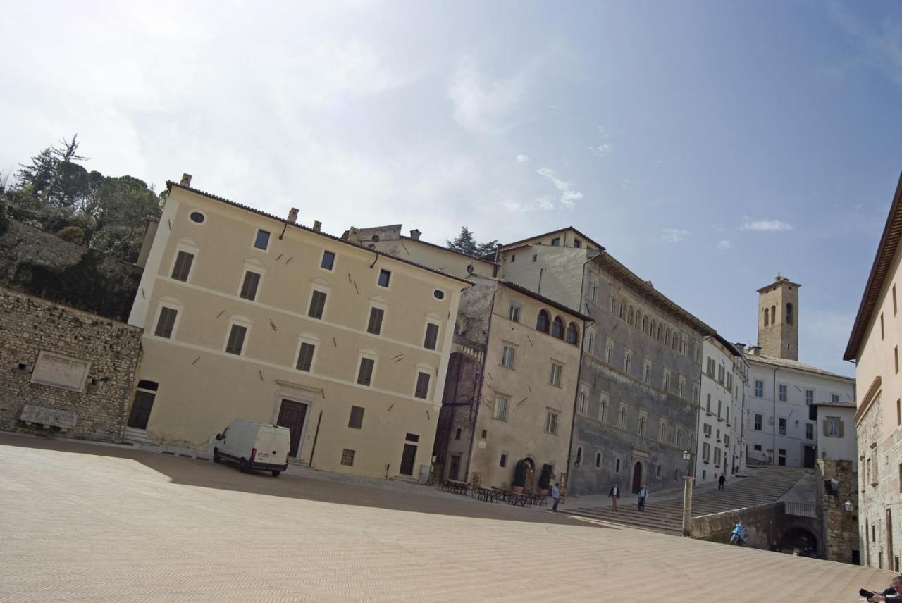 Palazzo Lauri Spoleto公寓 外观 照片